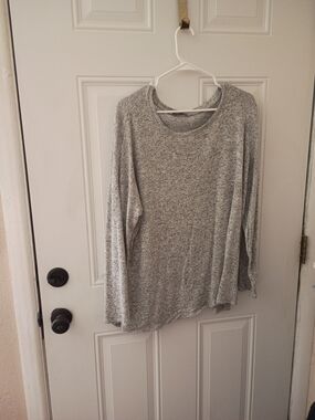 Market & Spruce Heather Gray Scoop Neck Long-Sleeve Top